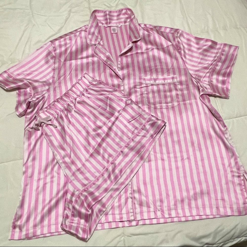 XL•VS Striped Silk Sleep Set